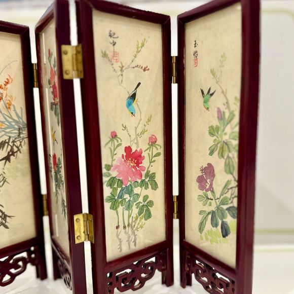 Chinese 4 Panel Screen Hand Painted Silk Lacquer Rose Wood - Signed, VTG, RARE - Picture 11 of 11